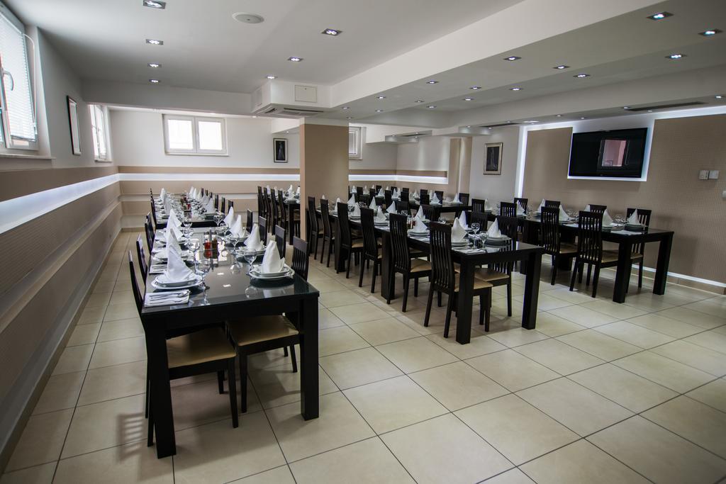 Međugorje Hotel Lux מראה חיצוני תמונה