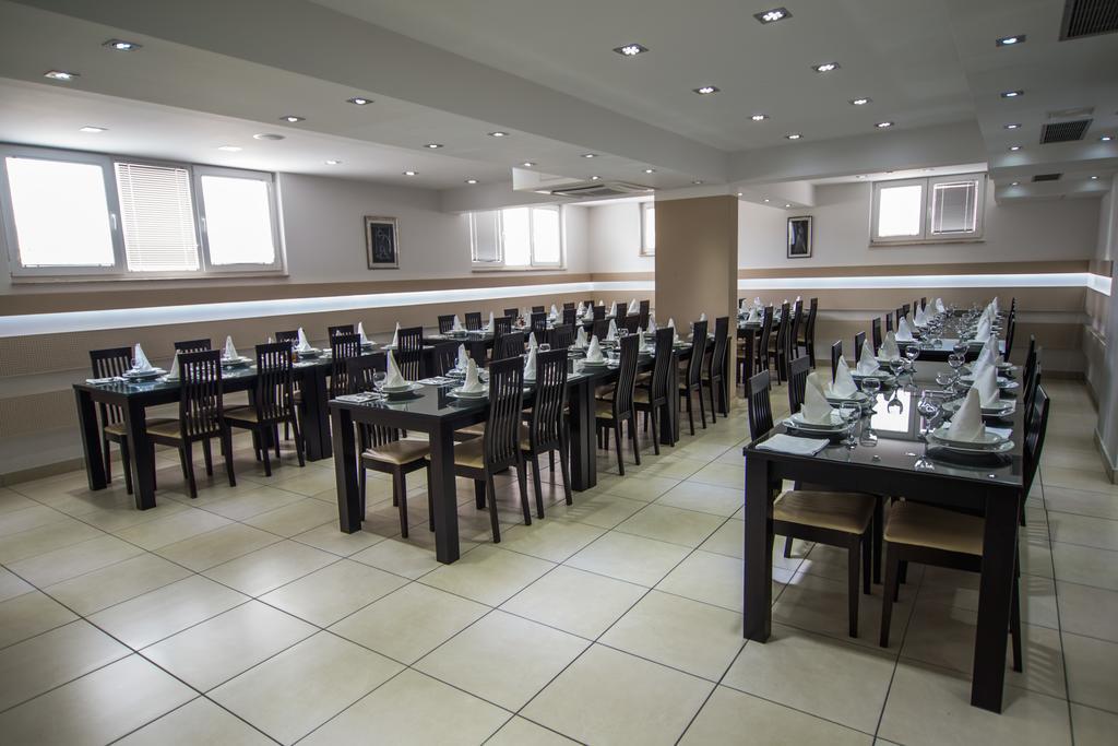 Međugorje Hotel Lux מראה חיצוני תמונה